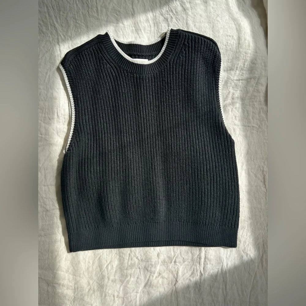 Abercrombie Sweater Tank - Picture 4 of 8